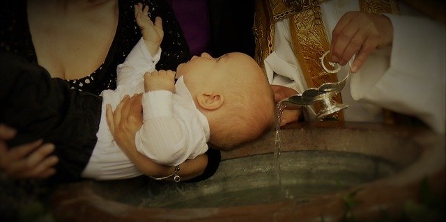 baptism-2437529_640