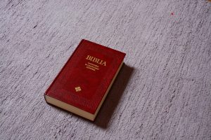 bible-book-cement-christianity-460395