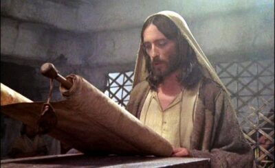 Jesus na Sinagoga de Nazaré – foto do filme (1)